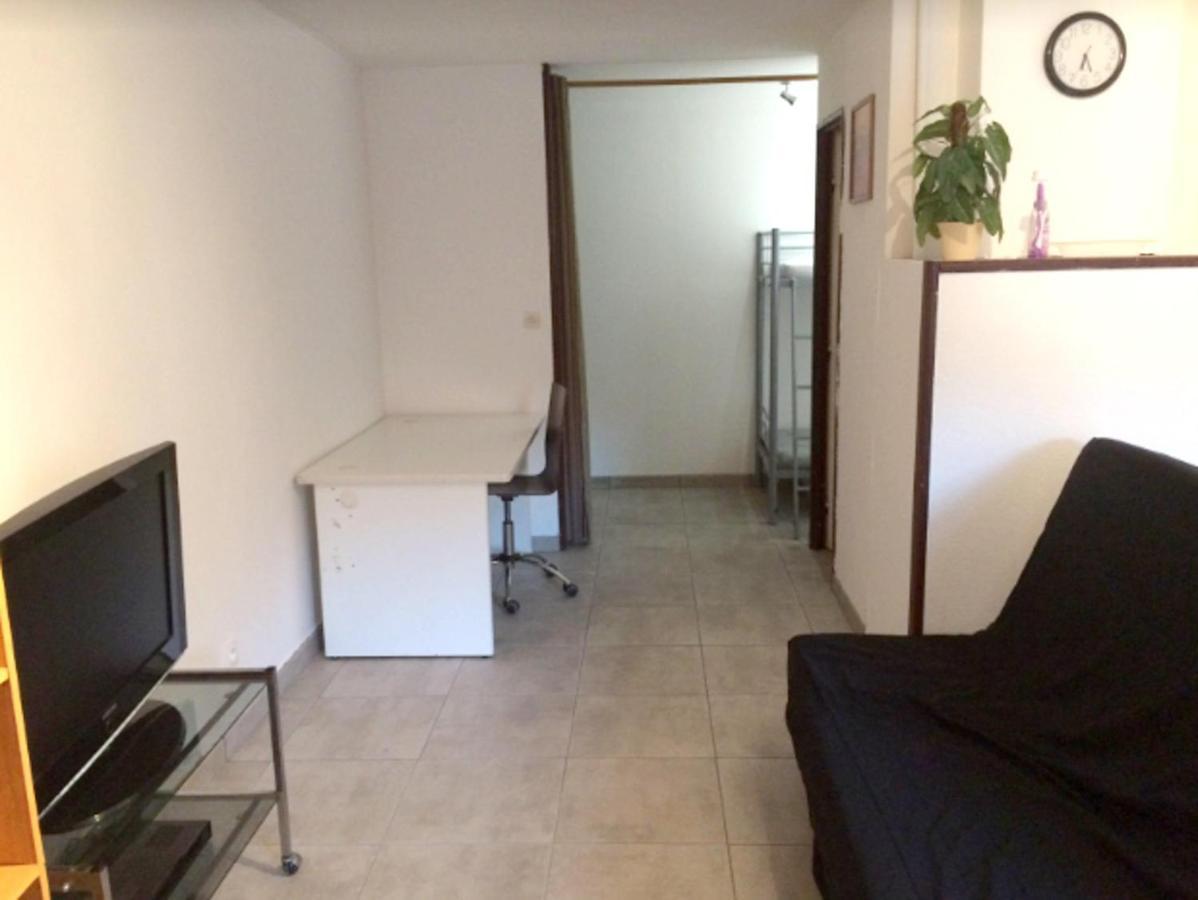 Appartement Charmant A Canet En Roussillon 36 M² Piscine Partagee Bagian luar foto